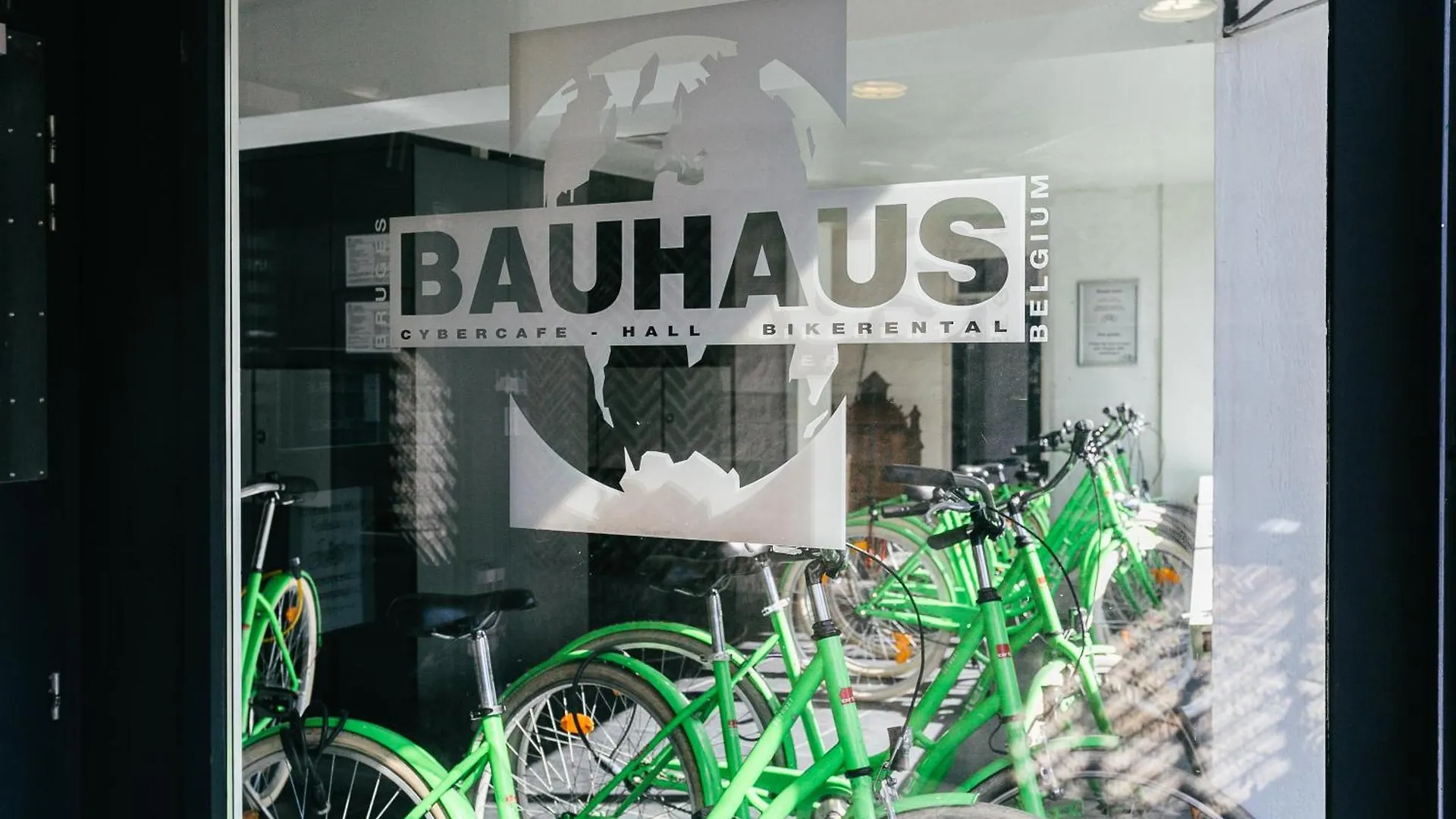 St Christopher'S Inn Bruges - The Bauhaus בלגיה